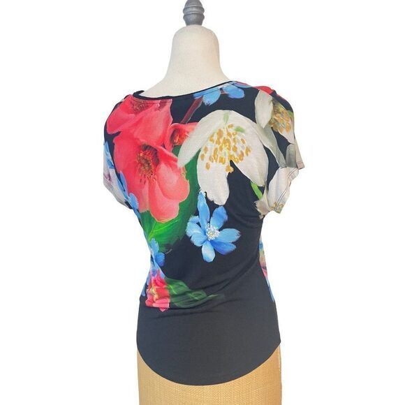 Ted Baker Reneah Forget Me Not V neck Tee Black 0 US 2 XS - Picture 3 of 6